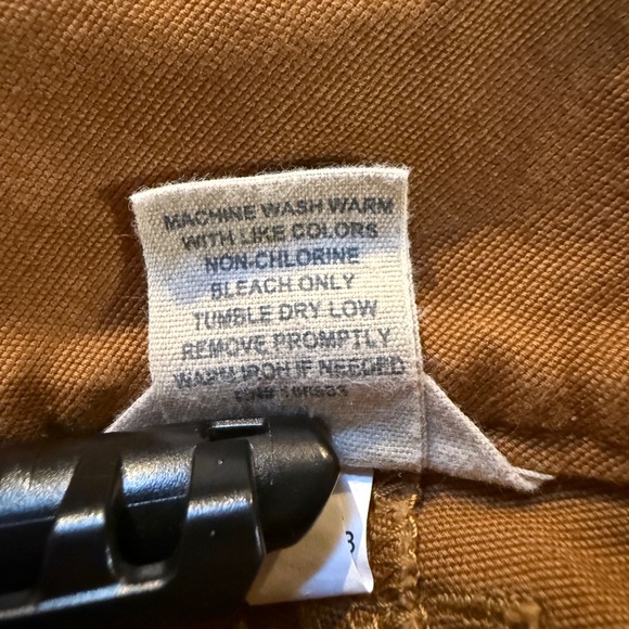 Duluth Trading Co Brown/Rust Cargo Pants with Durable Design - Picture 4 of 4